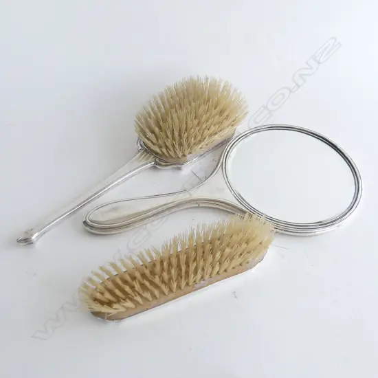 1947 BIRMINGHAM 3 PCE VANITY SET MACHINE ENGRAVED SOME FAULTS