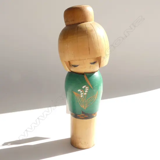 1950'S JAPANESE WOODEN KOKESHI DOLL H. 195MM