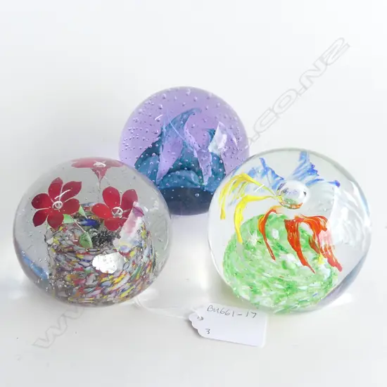 THREE PAPERWEIGHTS - CAITHNESS AND MURANO