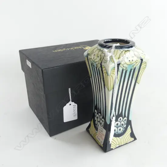 BLACKRYDEN VASE LEAPFROG HG170 MM