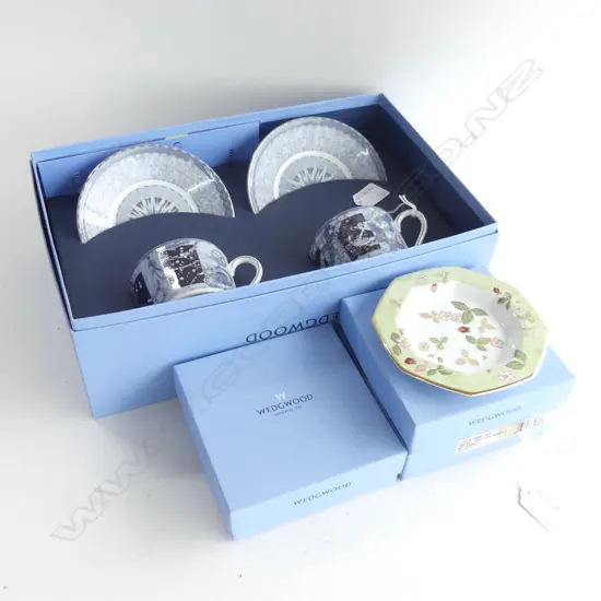 BOXED W/WOOD COFFEE CANS AND SAUCERS + 3 SMALL DISHES