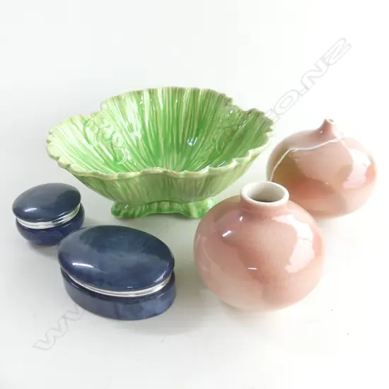 GREEN CROWN DUCAL BOWL + 2 PINK POTTERY VASES & 2 BLUE ALABASTER POTS