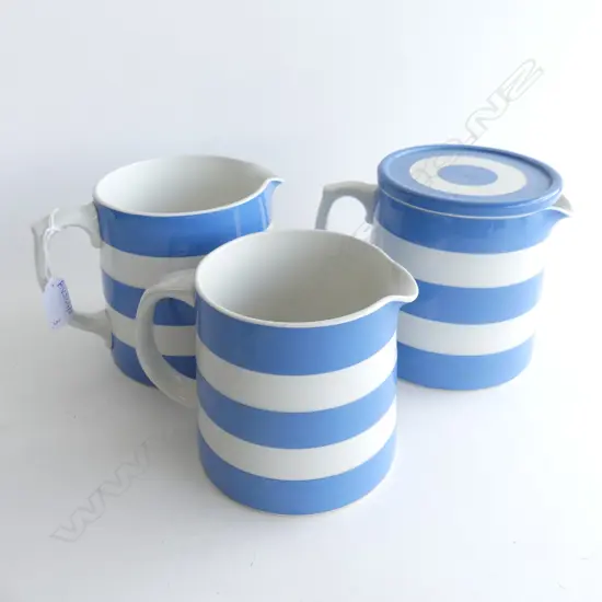 3 CORNISH WARE JUGS (1 w. LID) H.130mm