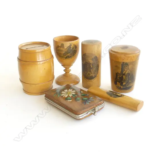 SMALL BOX OF 6PCS MAUCHLINE WARE