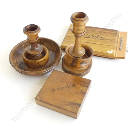 SMALL BOX OF 6PCS OLIVE WOOD HOLY LAND SOVS