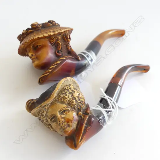 2 SMALL UNCASED MEERCHAUM PIPES LADY PROFILES 120 & 110MM