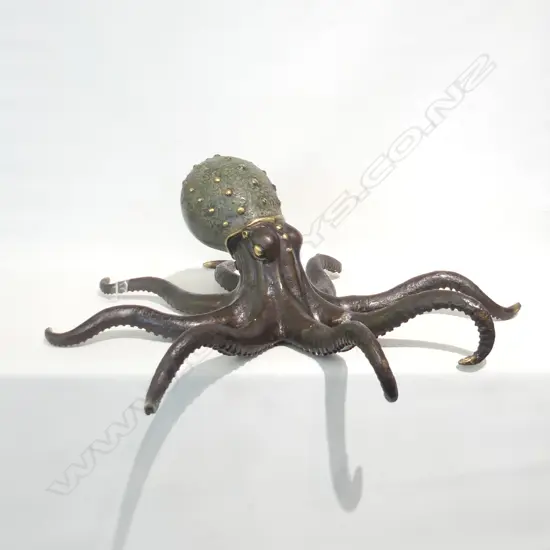 LARGE BRONZE OCTOPUS   DIA. 630MM