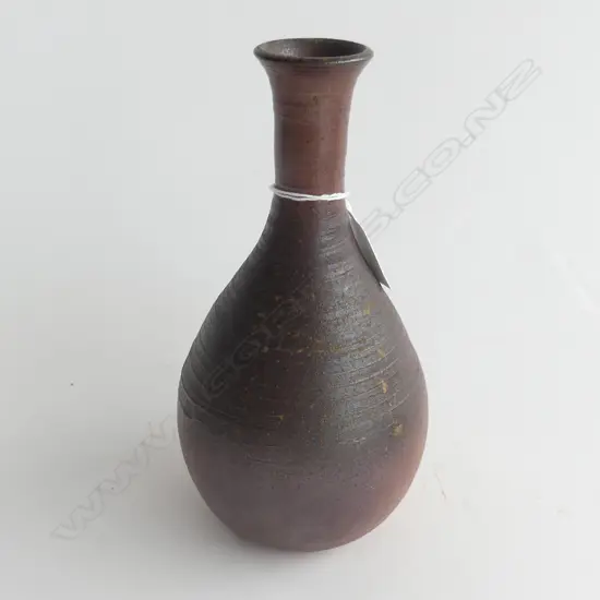 20TH C BIZEN ANAGAMA VASE SIGNED H193MM