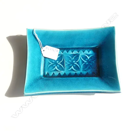 MERILYN WISEMAN BLUE DISH 135x185mm