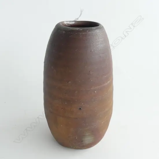 20TH C BIZEN ANAGAMA VASE SIGNED H184MM