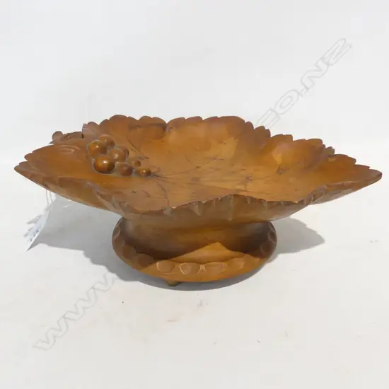 CARVED GRAPE LEAF MUSICAL BOWL L. 270MM 