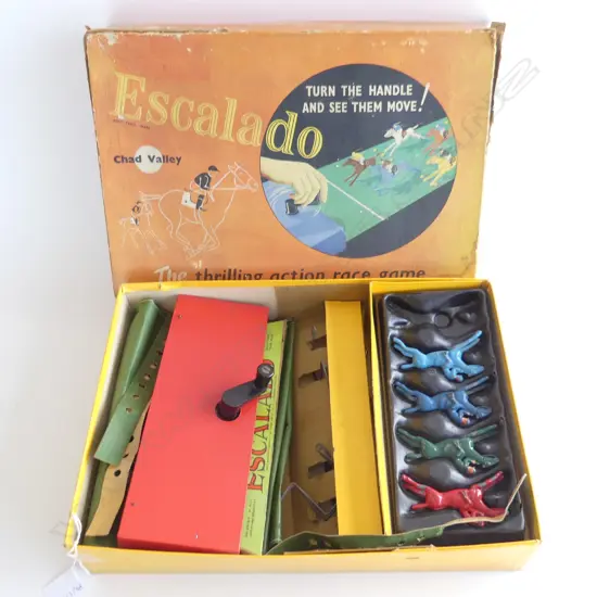 VINTAGE HORSE RACING GAME 'ESCALADO' CASED