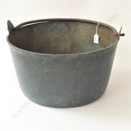 LARGE & HEAVY VICTORIAN CAST BRASS JAM PAN DIA 370mm