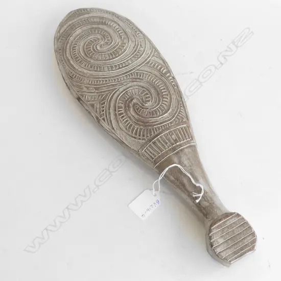CARVED WOODEN MAORI PATU L. 410MM