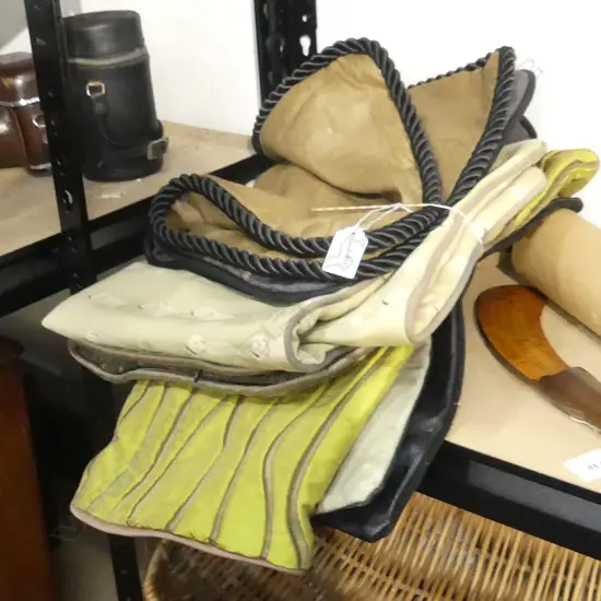 12 ASST CUSHION COVERS INCL 3 PAIRS