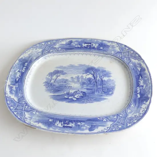 XLG VICTORIAN BLUE & WHITE ASHET  490 X 395MM
