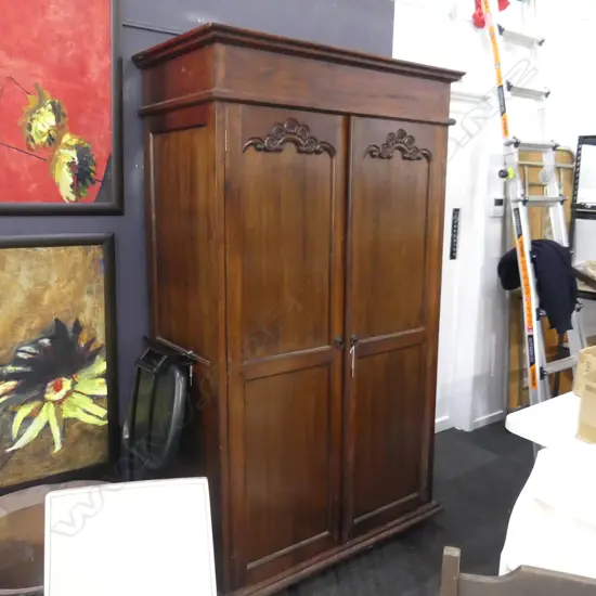 LGE BALINESE WOODEN 2 DOOR WARDROBE 1150x610x1975mm