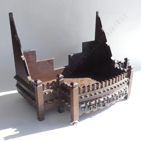 VINTAGE CARVED OAK CHURCH SHELF 'SURSUM CORDA' 465x320x350mm