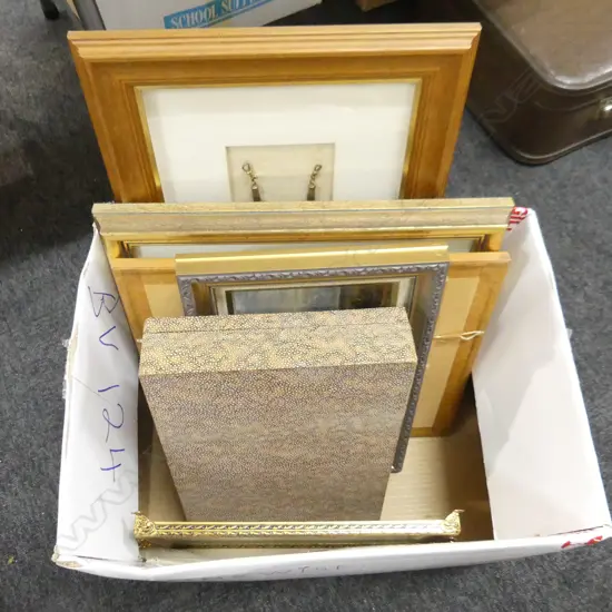 BOX LOT ASST. ARTWORKS, CASED DRESSING SET