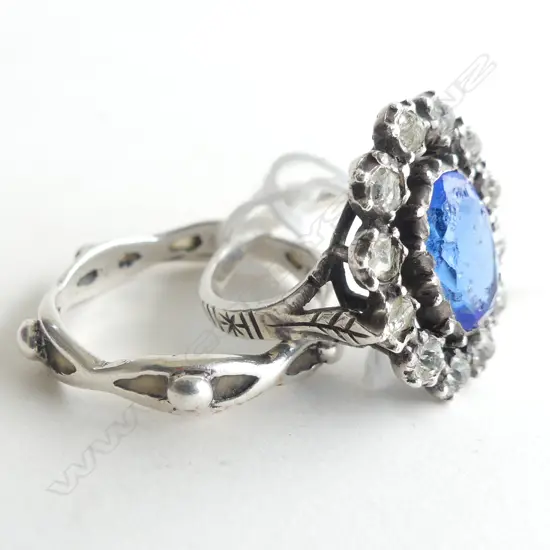 2 RINGS; STG & COSTUME