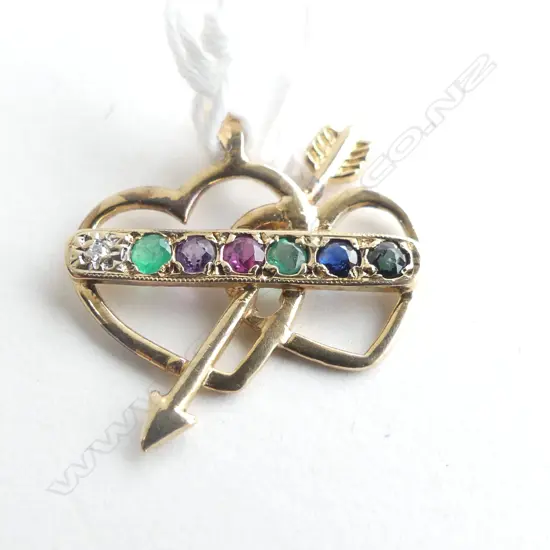 9CT YELLOW GOLD 2 HEART DEAREST PENDANT 