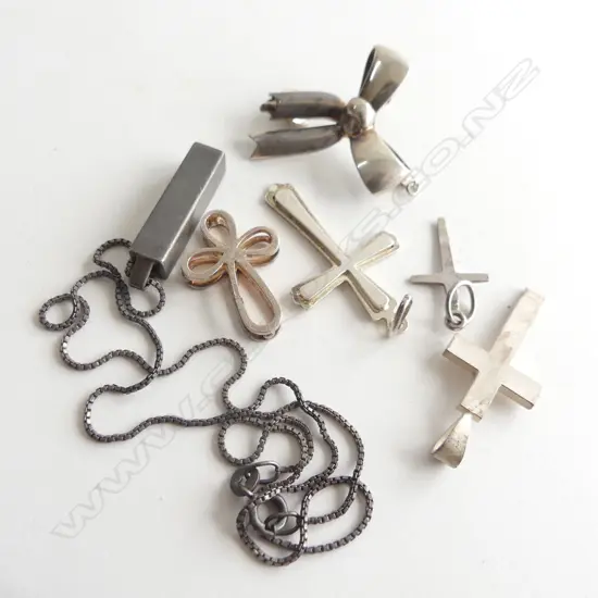 6 ASST CROSSES & PENDANTS 