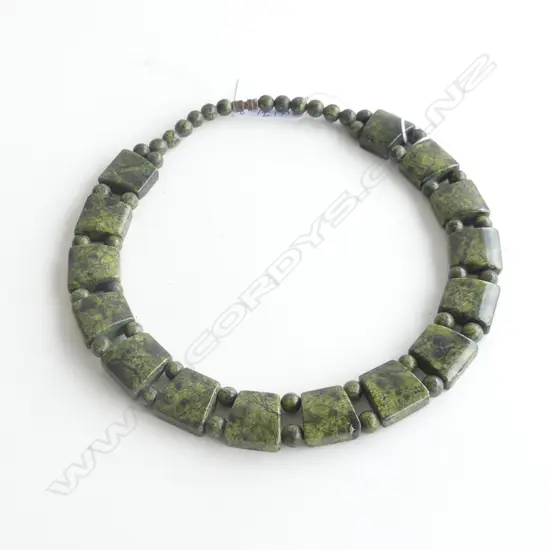 RUSSIAN SERPENTINE NECKLACE