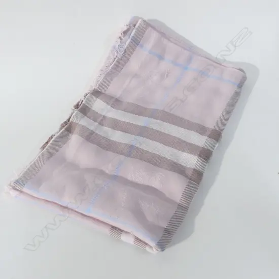 OLD BURBERRY SCARF (IMPERFECT - SOME PULLS) 