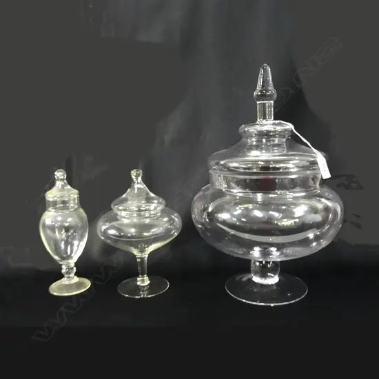 3 ASST SIZED GLASS CONTAINERS W LIDS (LARGEST DIA 260 H. 400MM) 