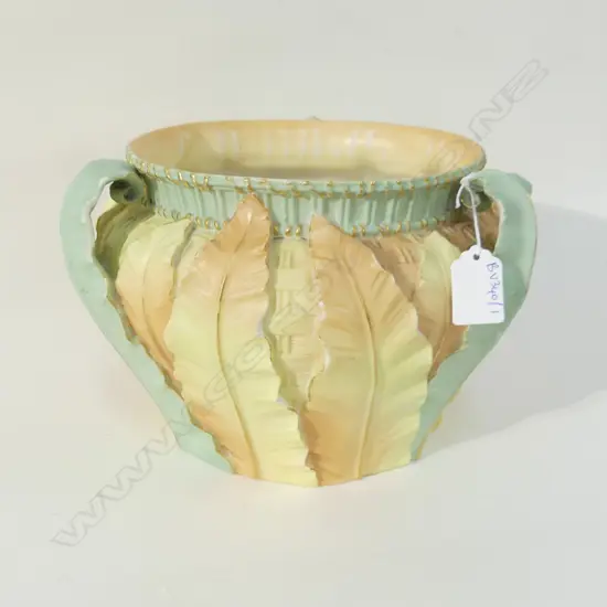 ROYAL WORCESTER JARDINERE H.170mm (chips to edges)