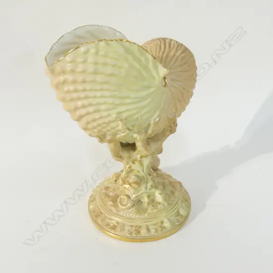 ROYAL WORCESTER BLUSH NAUTILUS SHELL H.200mm