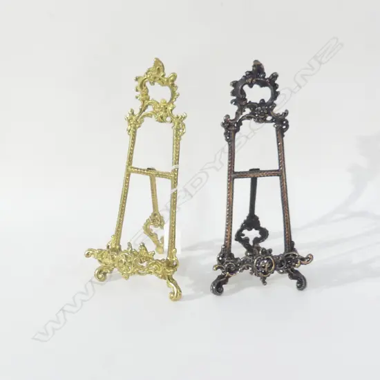 TWO SM VINTAGE EASELS, BRASS & COPPER H. 250MM