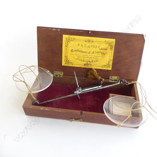 CASED SET OF GOLD BALANCE SCALES & WIEGHTS