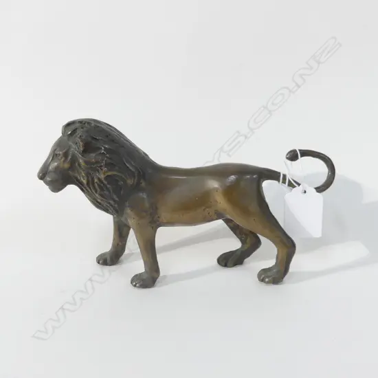 BRONZE LION L. 190MM