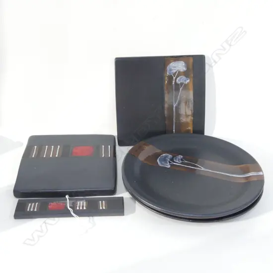 5 PCES MORRIS & JAMES POTTERY; 2 PLATES 285mm dia + 3 TILES