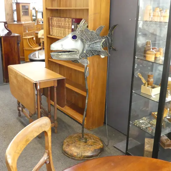 LARGE METAL FISH SCULPTURE FLOOR LAMP H. 1450MM