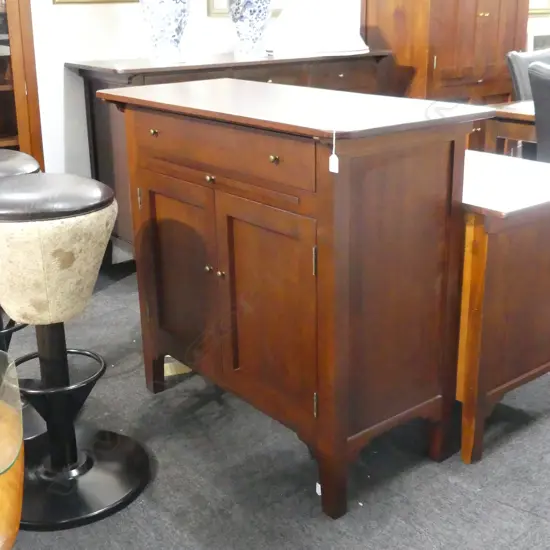 WILLETTS FURNITURE TAWHAI WOOD SMALL BUFFET 1100x500x980mm