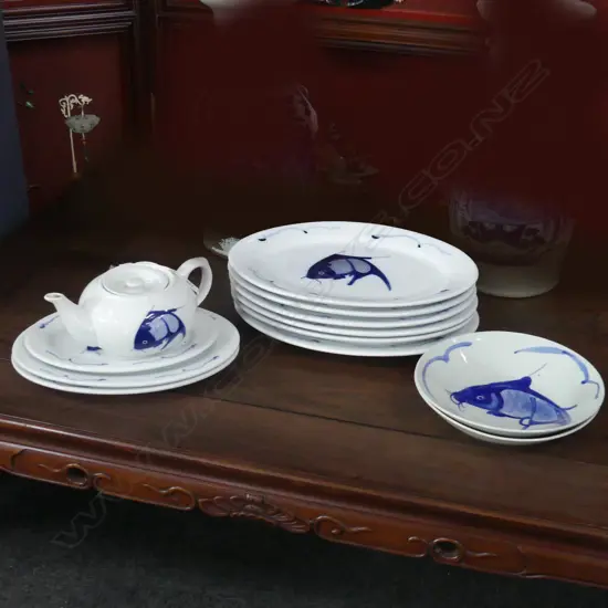 CHINESE CROCKERY; FISH PLATES ETC