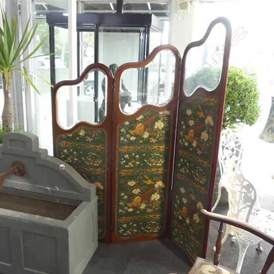 3 PANEL SCREEN; GLAZED TOP PANEL / GREEN ORIENTAL FABRIC / PALE YELLOW SILK REVERSE 