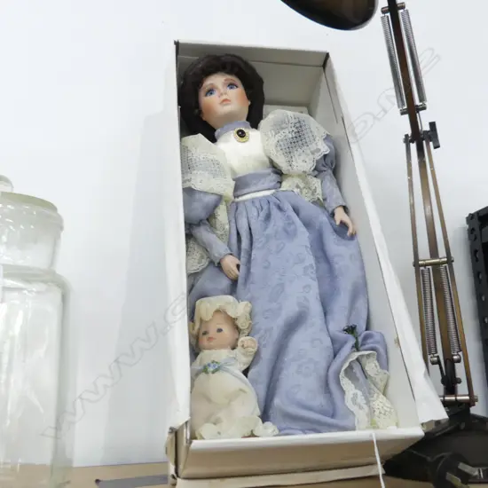 HILLVIEW LANE DOLL (MOTHER & BABY)- IN ORIGINAL BOX 
