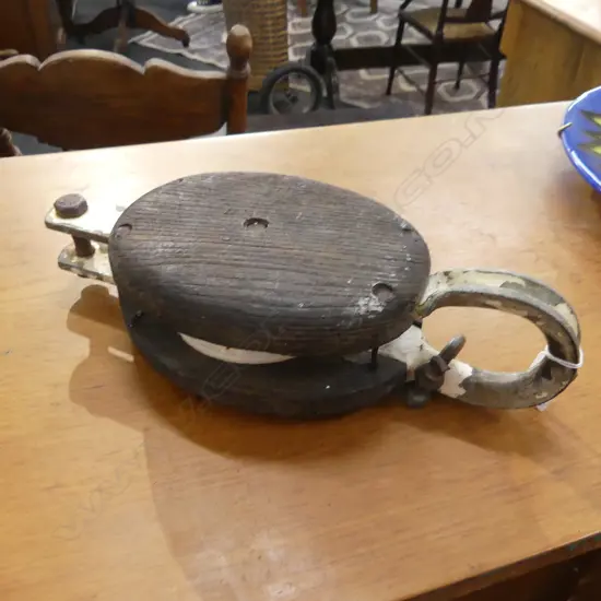 ANTIQUE WOODEN BLOCK PULLEY, L. 350MM