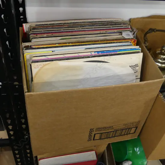 BOX LOT VINYL RECORDS