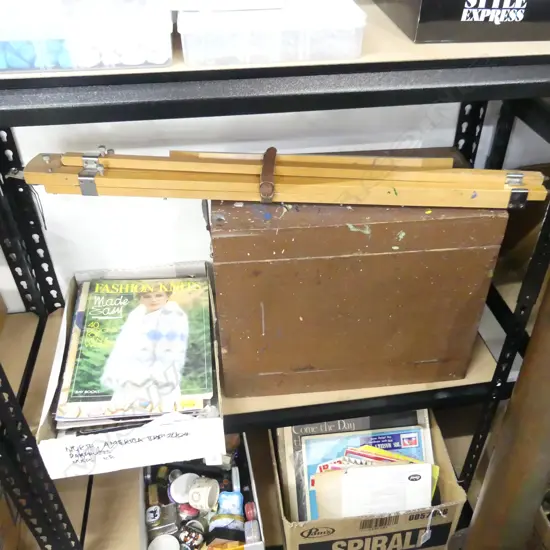 NZ ARTIST PAINTERS BOX & EASEL 