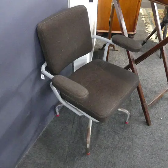 VINTAGE RETRO OFFICE CHAIR