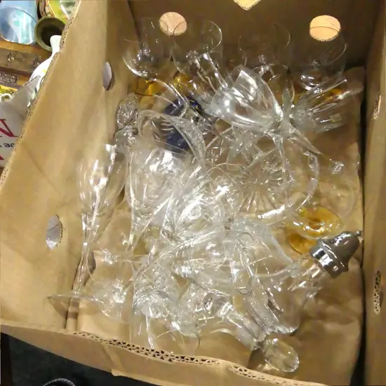 LOT ASST CRYSTAL COMPORT /DECANTER /CASTOR/ASST WINE GLASSES ETC