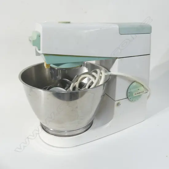 VINTAGE KENWOOD MIXER 