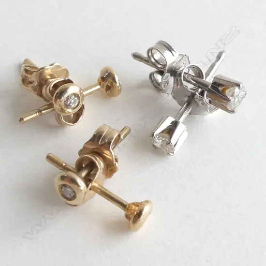 3 PR DIAMOND STUD EARRINGS; YELLOW GOLD 0.5GMS WHITE GOLD 0.7GMS