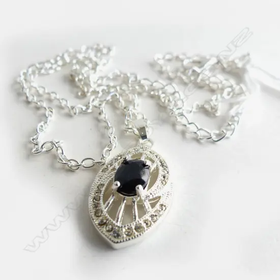 SILVER TONE & SAPPHIRE PENDANT & CHAIN