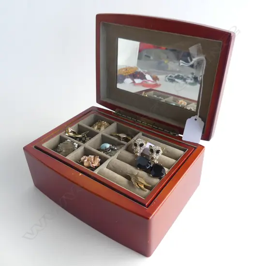 WOODEN JEWELLERY BOX OF COSTUME JEWELLERY 