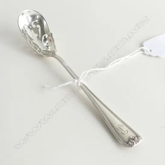 QUALITY AMERICAN SILVER OLIVE SPOON PIERCED BOWL 22gms L.150mm